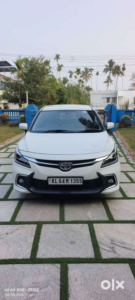 Toyota Glanza G Cvt, 2023, Petrol