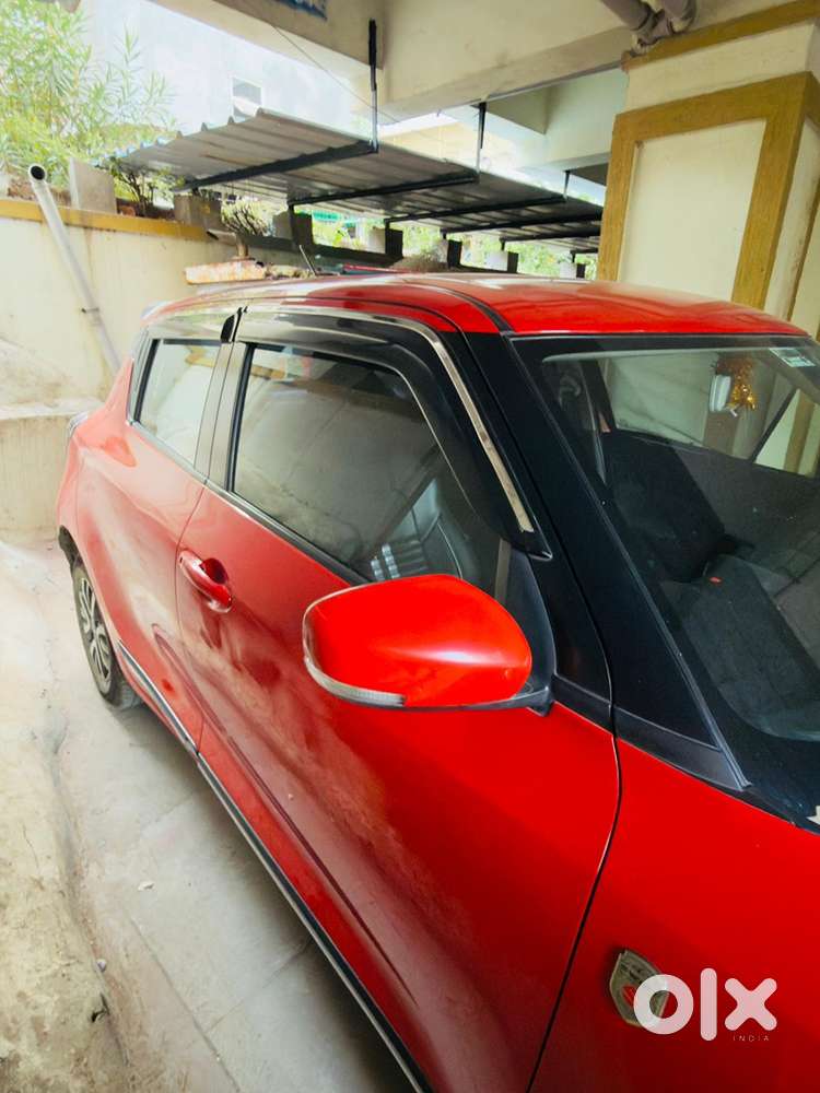 Maruti Suzuki Swift Petrol 2024