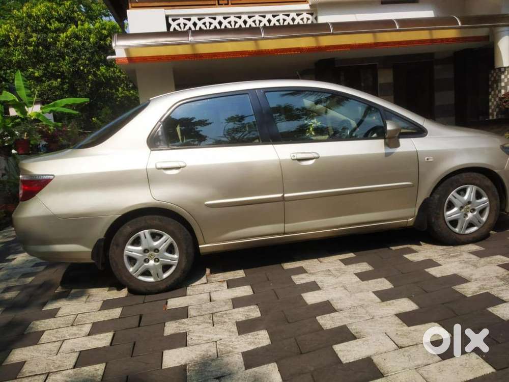 Honda City Zx 2006 Petrol Well Maintained