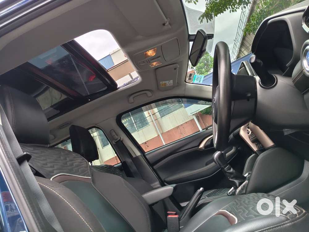 Maruti Suzuki Grand Vitara 1.5 Zeta Plus Intelligent Hybrid Ecvt, 20..