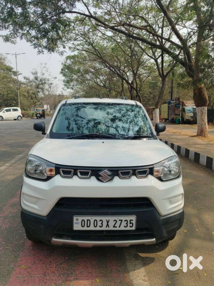 Maruti Suzuki S-presso Vxi, 2022, Petrol