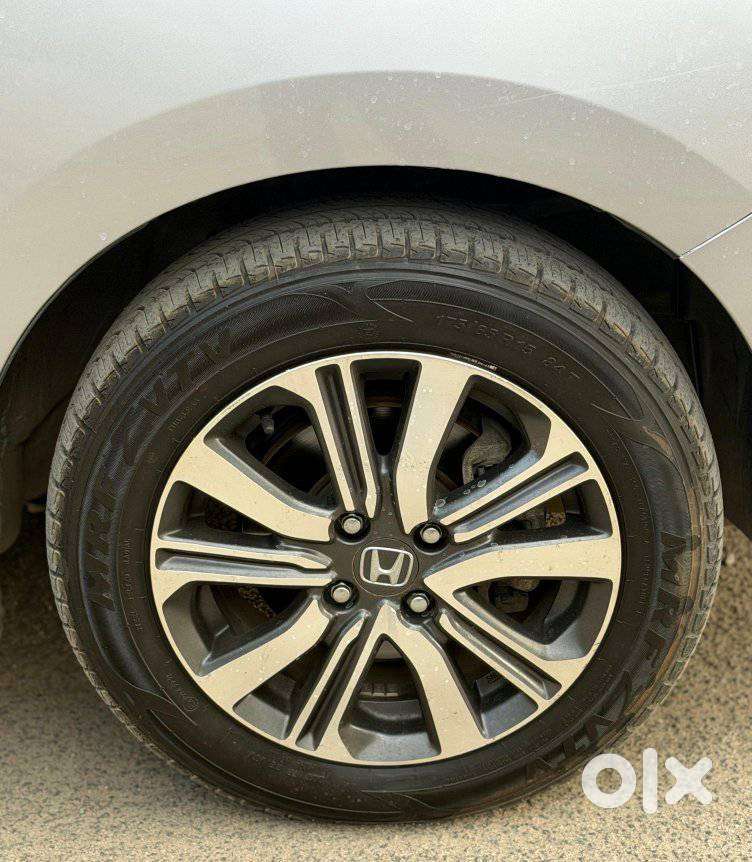 Honda City 1.5 V 4th Gen I-vtec Mt, 2021, Petrol