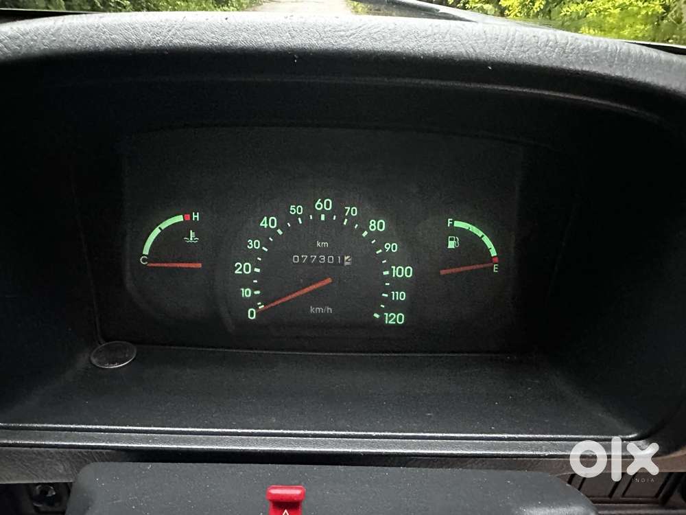 Maruti Suzuki Omni 5 Seater Std, 2013, Petrol