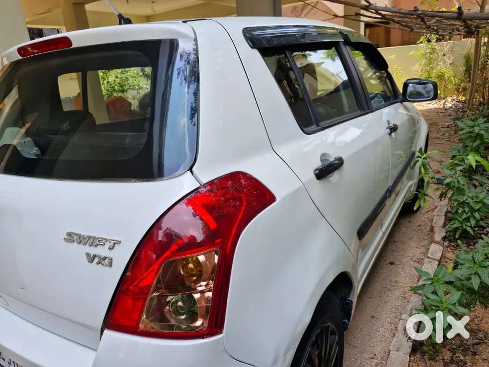 Maruti Suzuki Swift 2010 Petrol Well Maintained