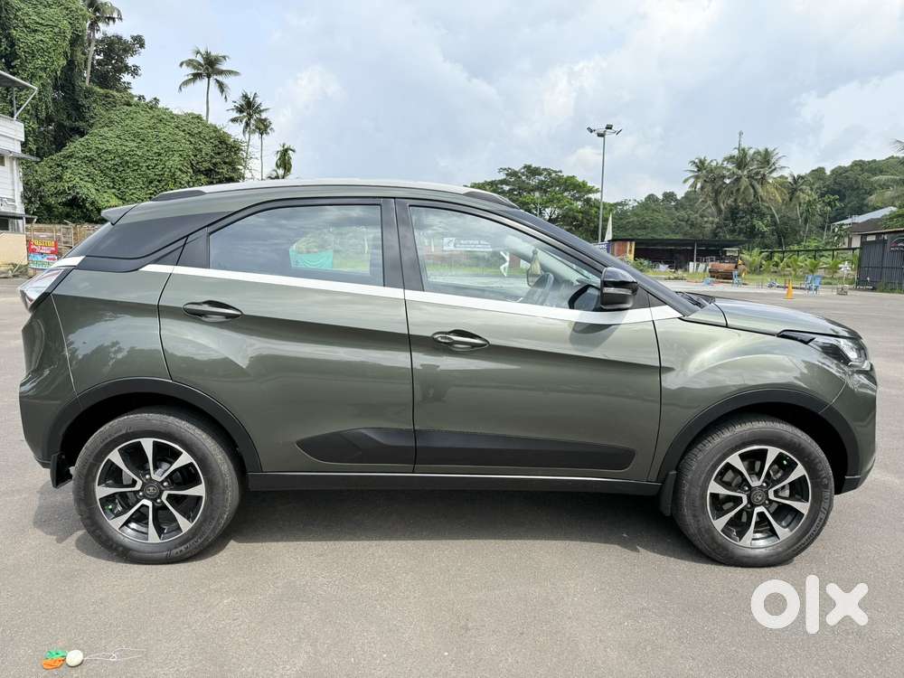 Tata Nexon 1.2 Revotron Xza Plus (o) Amt, 2020, Petrol
