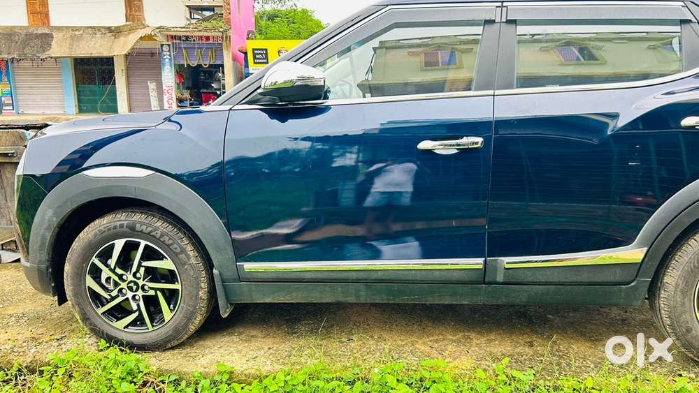 Mahindra Xuv3xo Petrol 2025