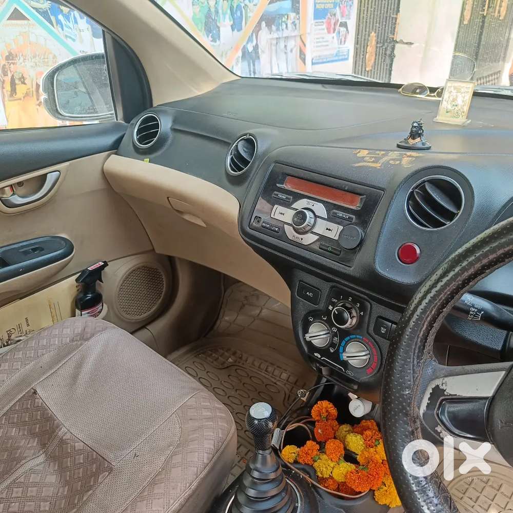 Honda Amaze 2016 Top Model