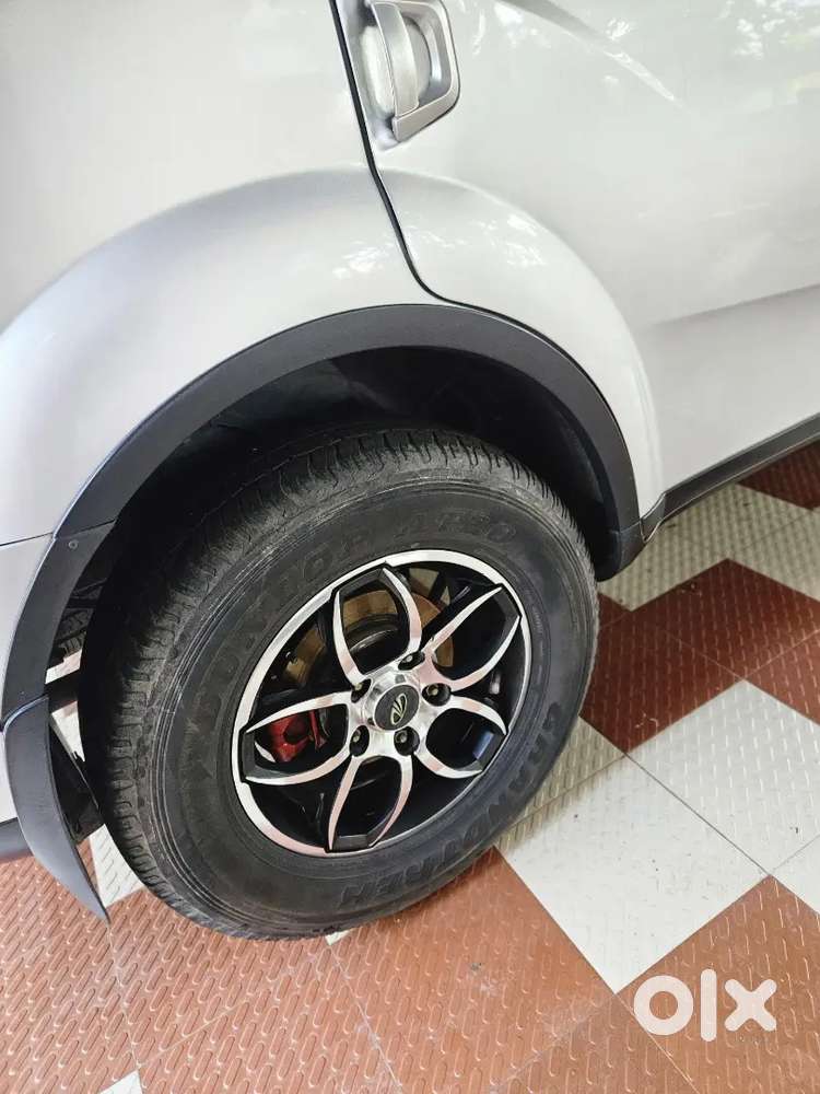 Mahindra Xuv500 2017