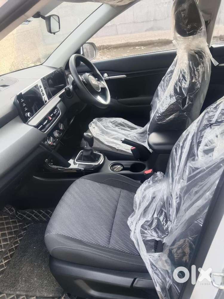 Kia Seltos 2024 Petrol 8000 Km Driven