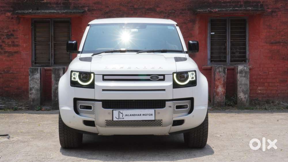 Land Rover Defender 3.0 L 130 Hse, 2023, Petrol