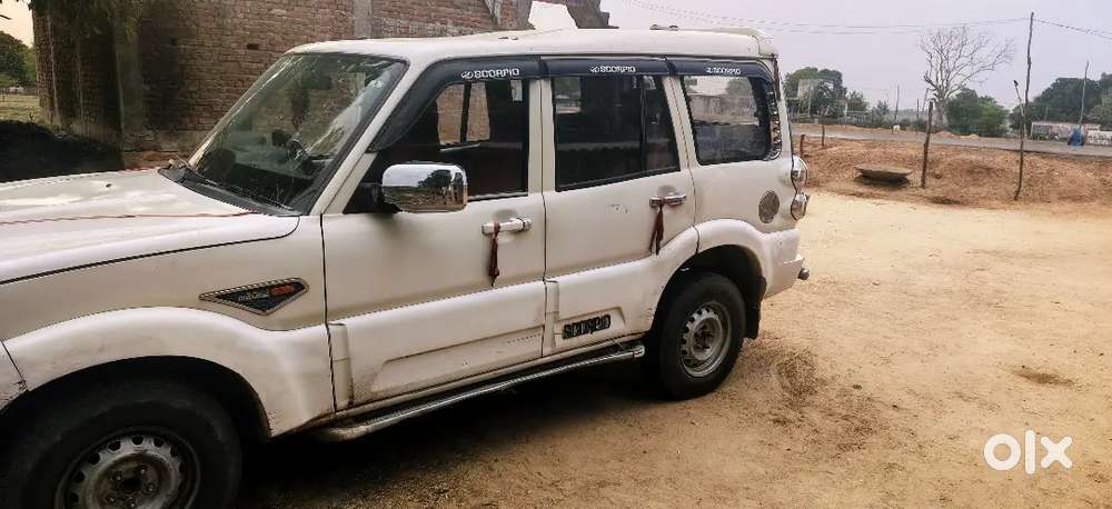 Mahindra Scorpio Classic 2015 Diesel 110000 Km Driven