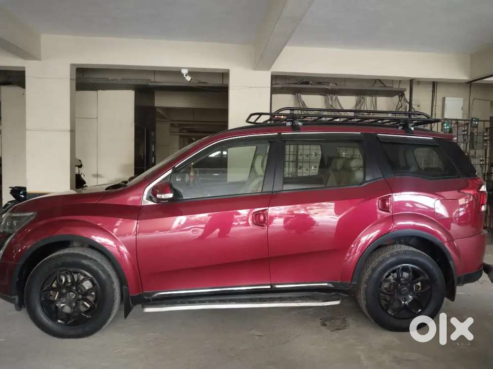 Mahindra Xuv500 W7 2018i