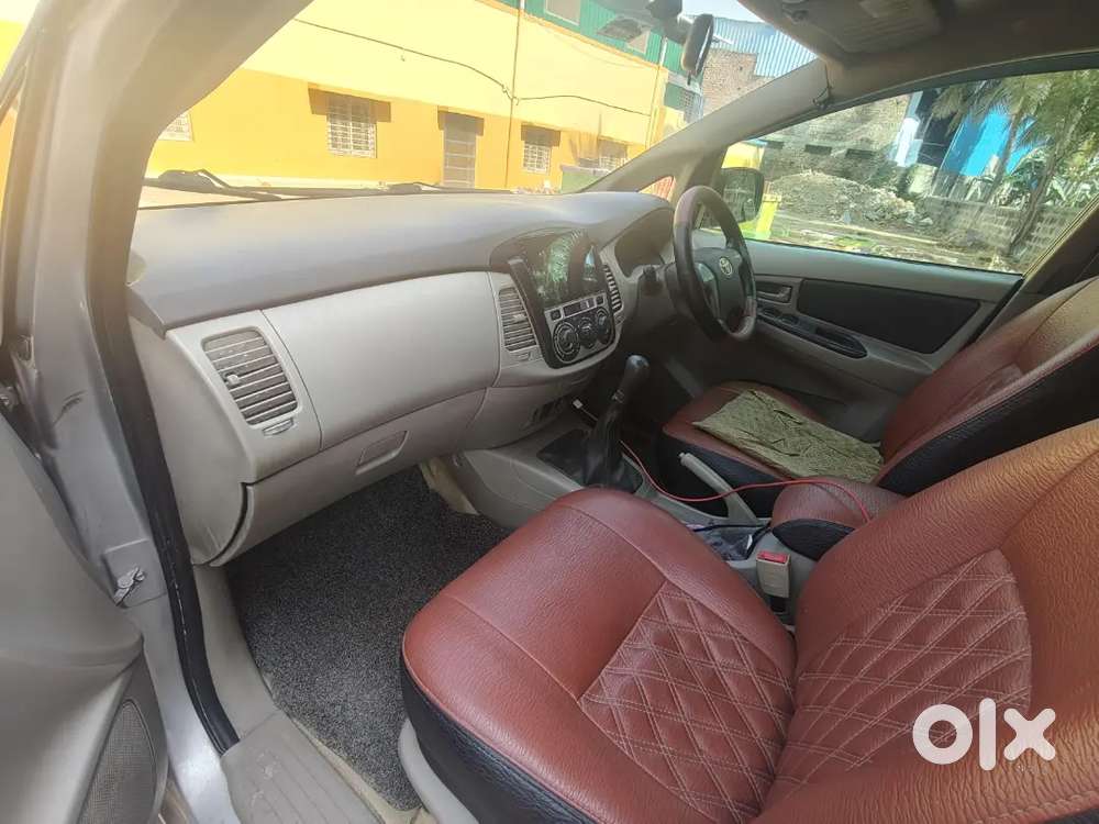 Toyota Innova 2014 Diesel Well Maintained