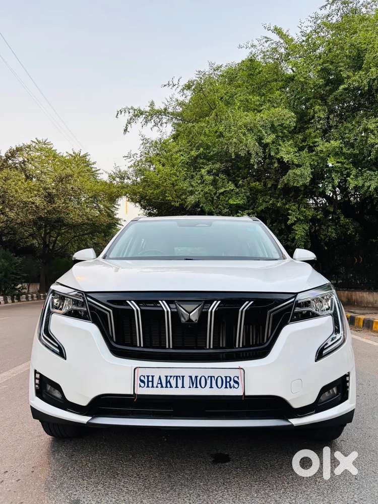 Mahindra Xuv700 Ax7 Luxury Pack Awd, 2022, Petrol