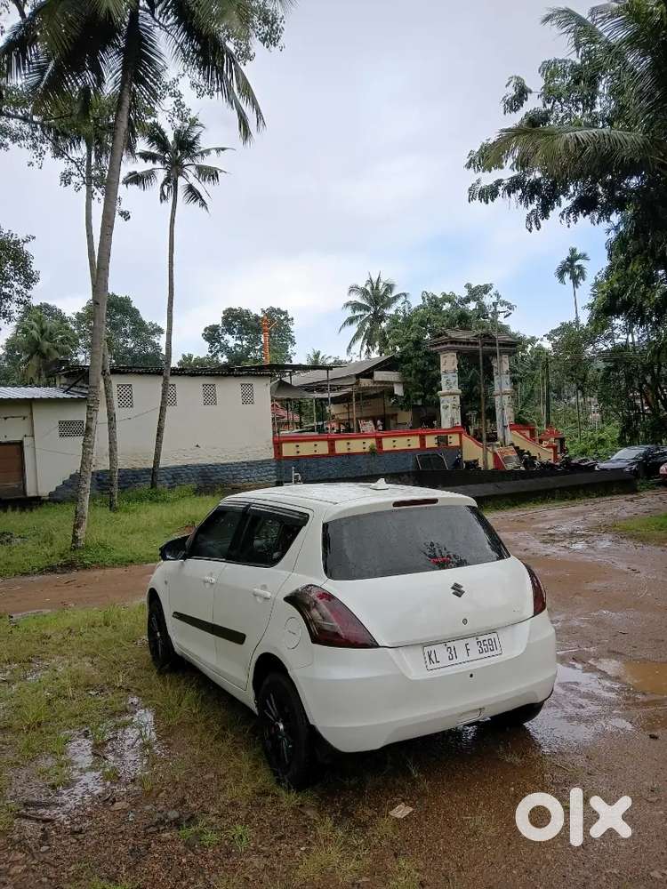 Maruti Suzuki Swift 2013. Neat Condition. 4 New Speakers. Fog Lamp Etc