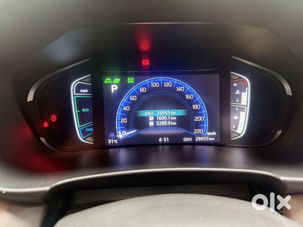 Toyota Urban Cruiser Hyryder 7 Seater V At Awd, 2023, Petrol