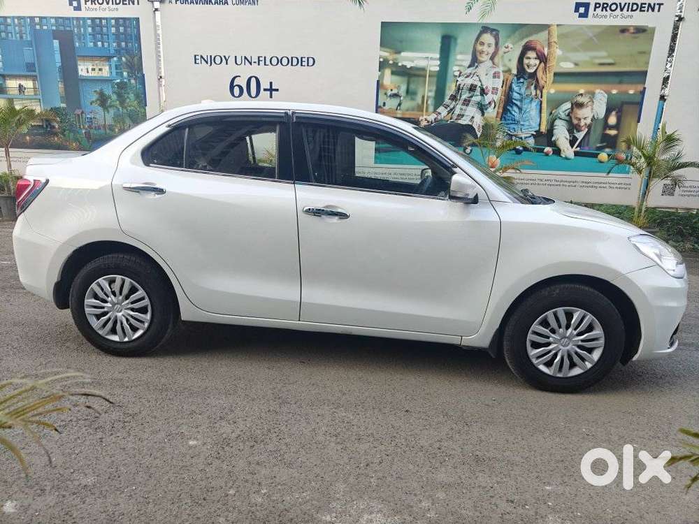 Maruti Suzuki Swift Dzire Vxi(o) Amt, 2022, Petrol