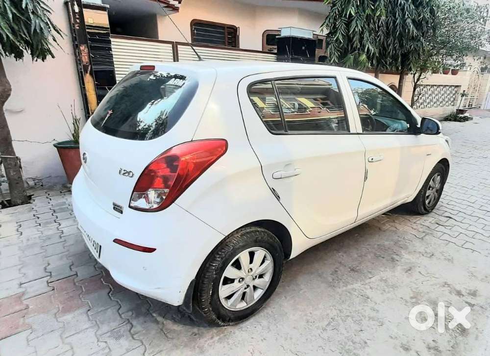 Hyundai I20 E 2014-2015 Sportz Option 1.2, 2012, Petrol