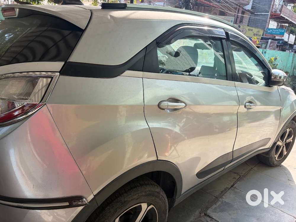 Tata Nexon Xza+ Automatic, Silver, Turbo Petrol, Done 33500 Kms