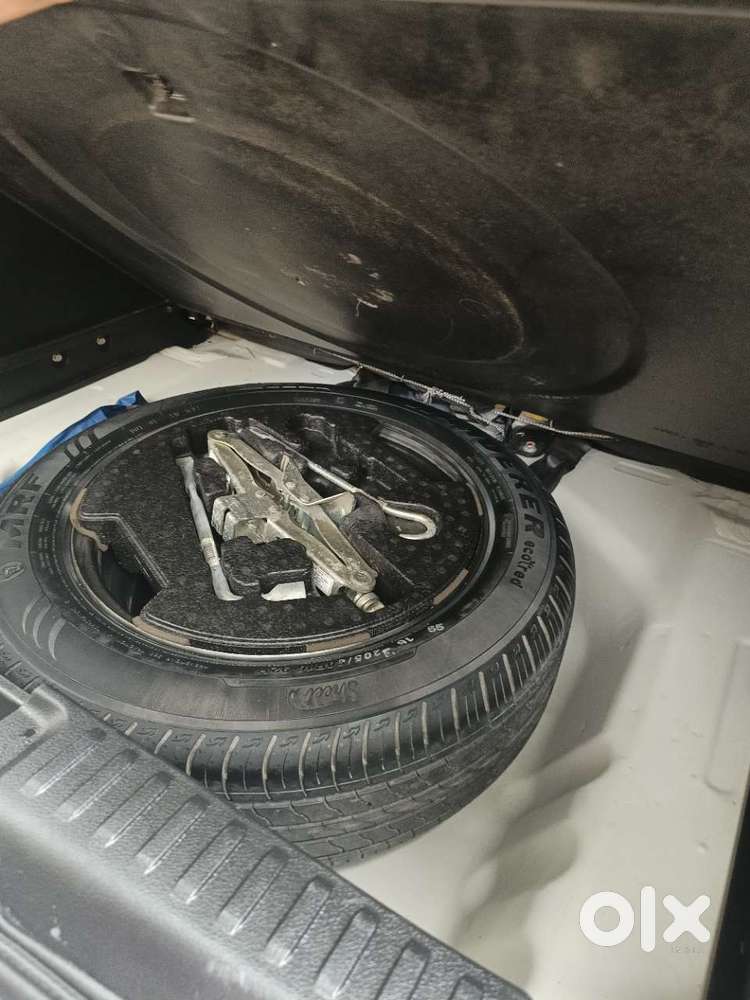 Maruti Suzuki Brezza 1.5 Lxi Smart Hybrid, 2021, Petrol