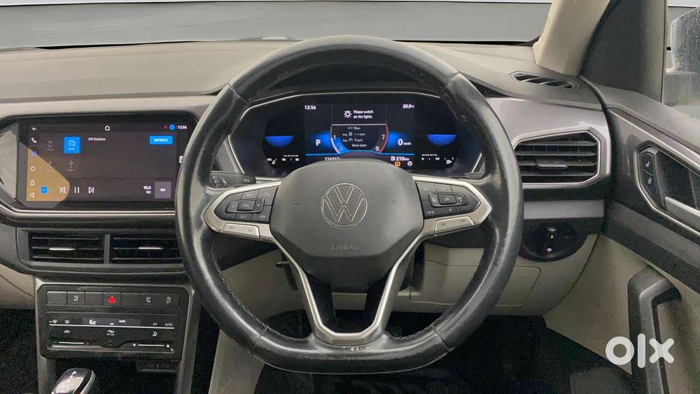Volkswagen Taigun 1.0 Tsi Topline At, 2022, Petrol