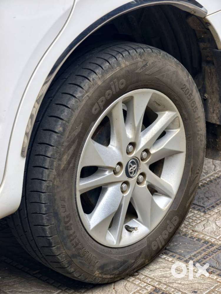 Toyota Innova Crysta 2.4 G Mt 7 Str, 2019, Diesel