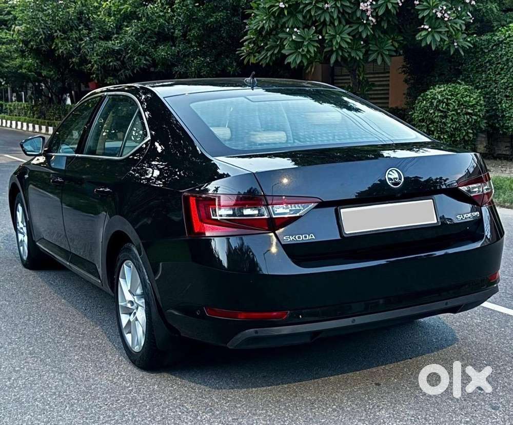Skoda Superb 2018 Diesel L&k With Sunroof, 2 Owner, 74700 Km Driven