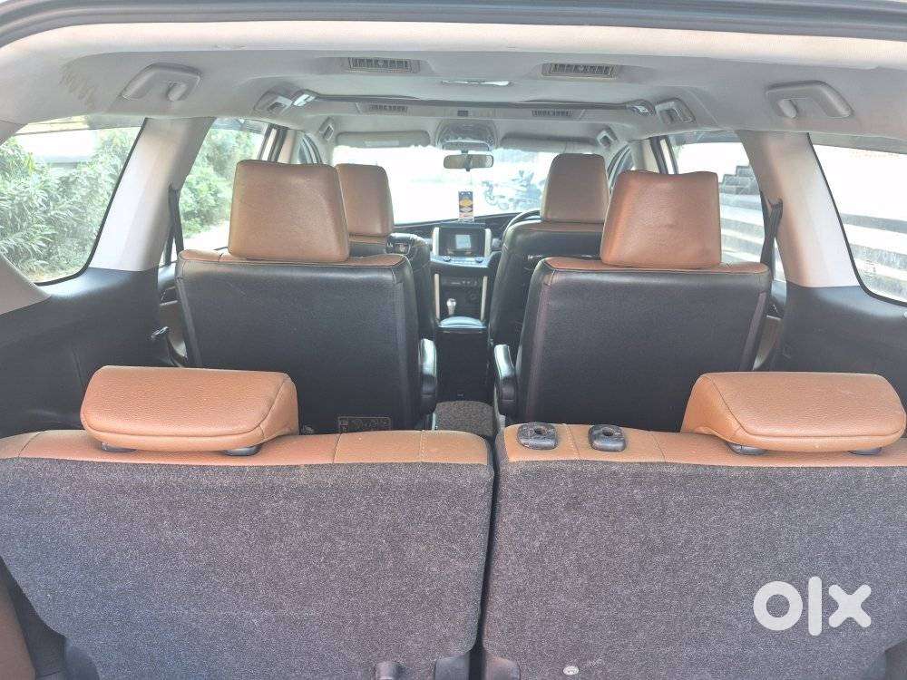 Toyota Innova Crysta 2.8z Automatic, 2017, Diesel