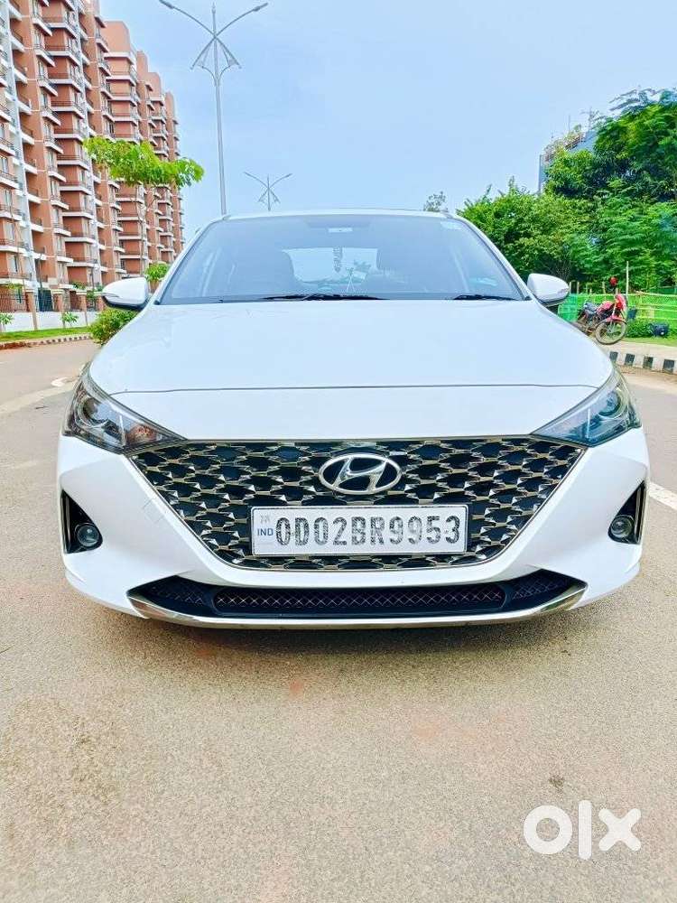 Hyundai Verna 1.5 Sx Petrol Mt, 2021, Petrol