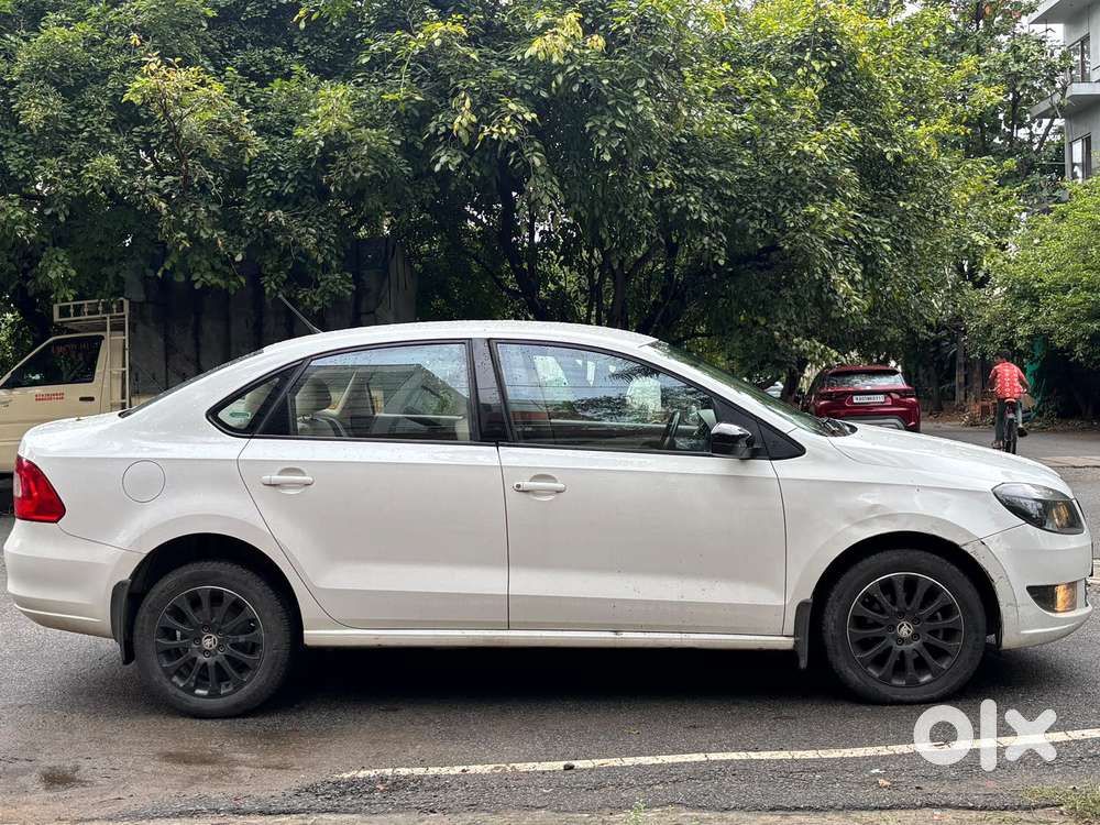 Skoda Rapid 1.5 Tdi At Style Plus, 2016, Diesel