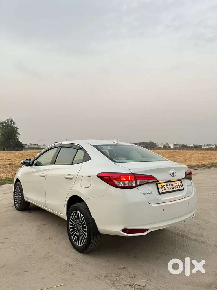 Toyota Yaris G Cvt, 2018, Petrol