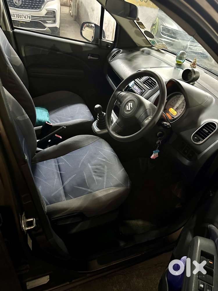 Maruti Suzuki Ritz Vxi, 2010, Petrol