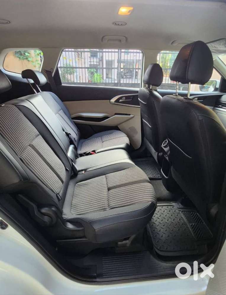 Kia Carens 1.4 Prestige 7 Str, 2023, Petrol