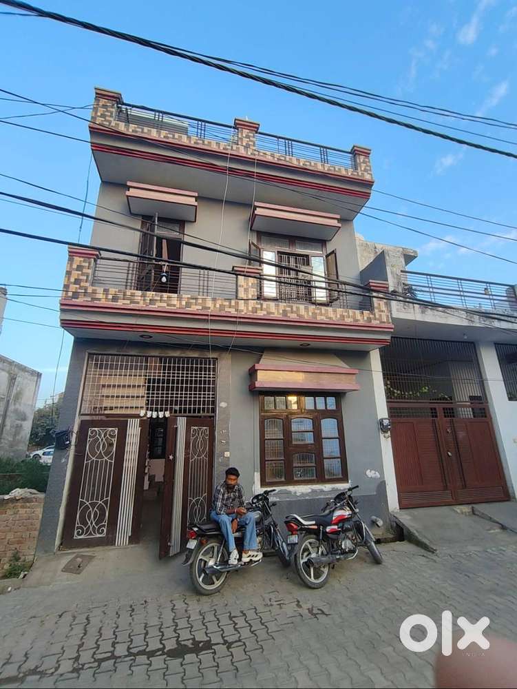 3 BHK Independent Semi-Furnished House for Rent - Pant Vihar