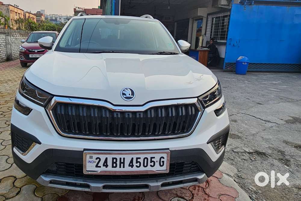 Skoda Kushaq 1.0 Tsi Style At (6 Airbags), 2024, Petrol