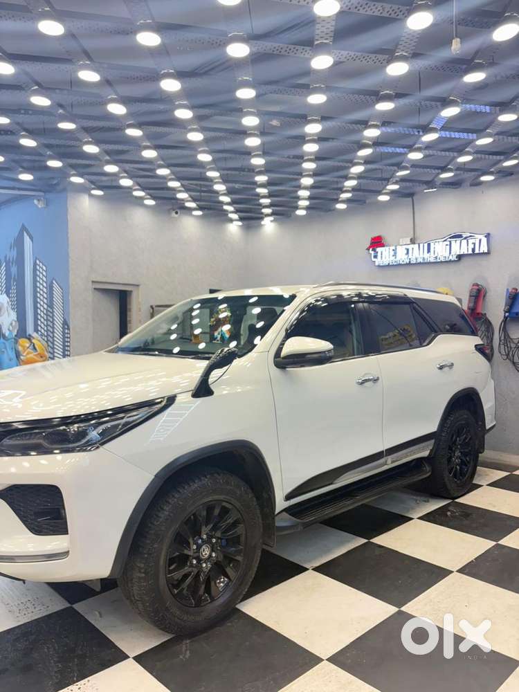 Toyota Fortuner 2023 Diesel 110000 Km Driven
