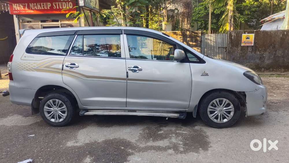 Toyota Innova 2011 Diesel 53000 Km Driven