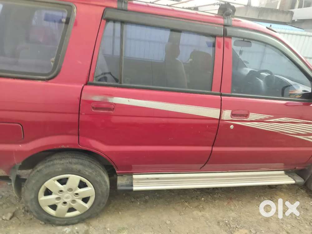 Chevrolet Tavera Neo 2016 Diesel 200000 Km Driven