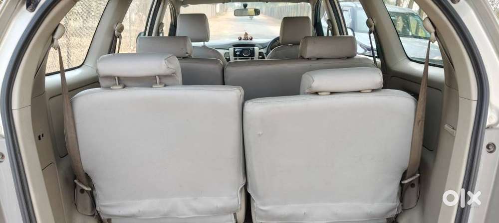 Toyota Innova 2.5 G (diesel) 7 Seater Bs Iv, 2012, Diesel