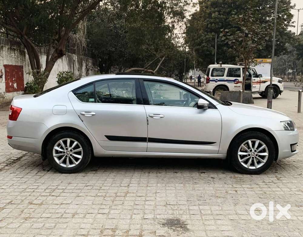 Skoda Octavia Elegance 1.8 Tsi At, 2016, Petrol