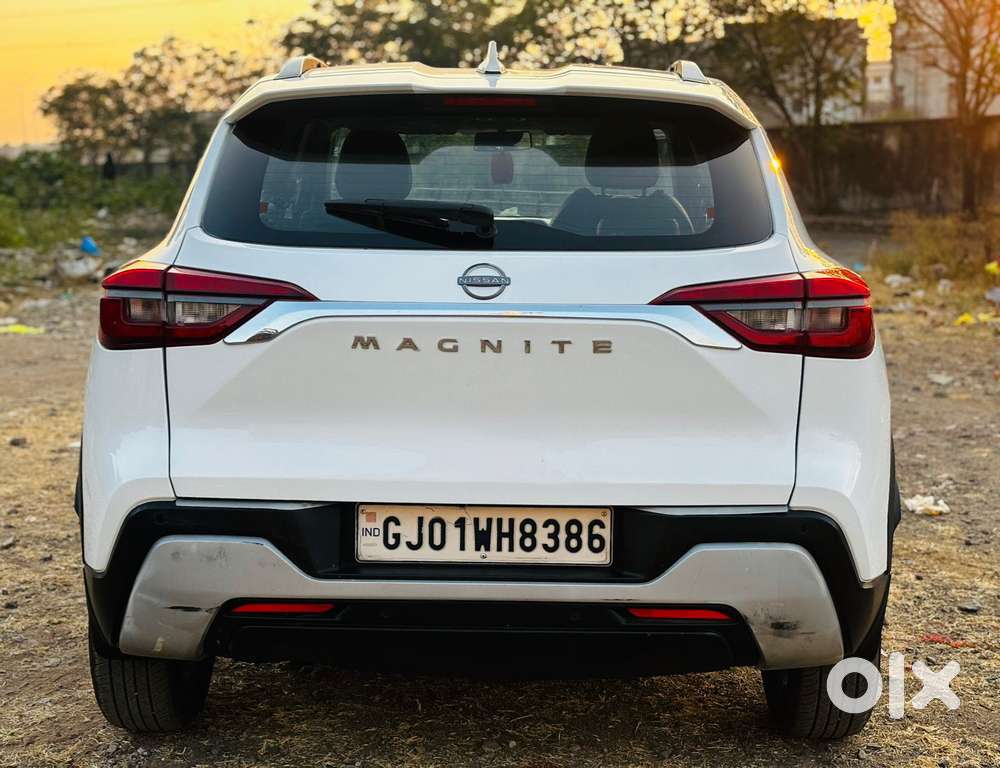 Nissan Magnite 1.0 Xv Turbo Cvt, 2022, Petrol