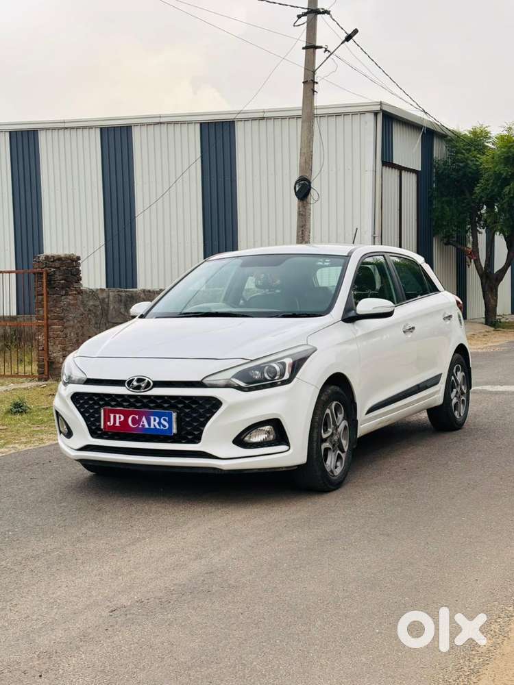 Hyundai I20 Petrol Asta Option, 2018, Petrol