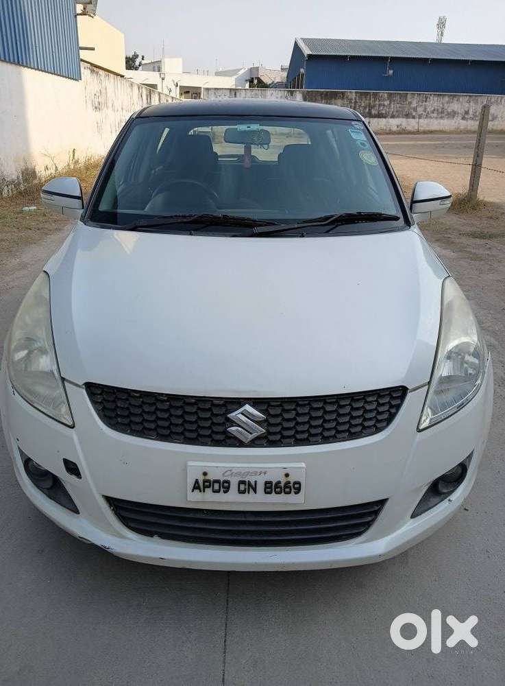 Maruti Suzuki Swift Zxi, 2012, Petrol