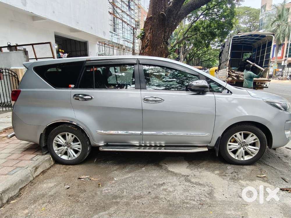 Toyota Innova Crysta 2.8z Automatic, 2016, Diesel