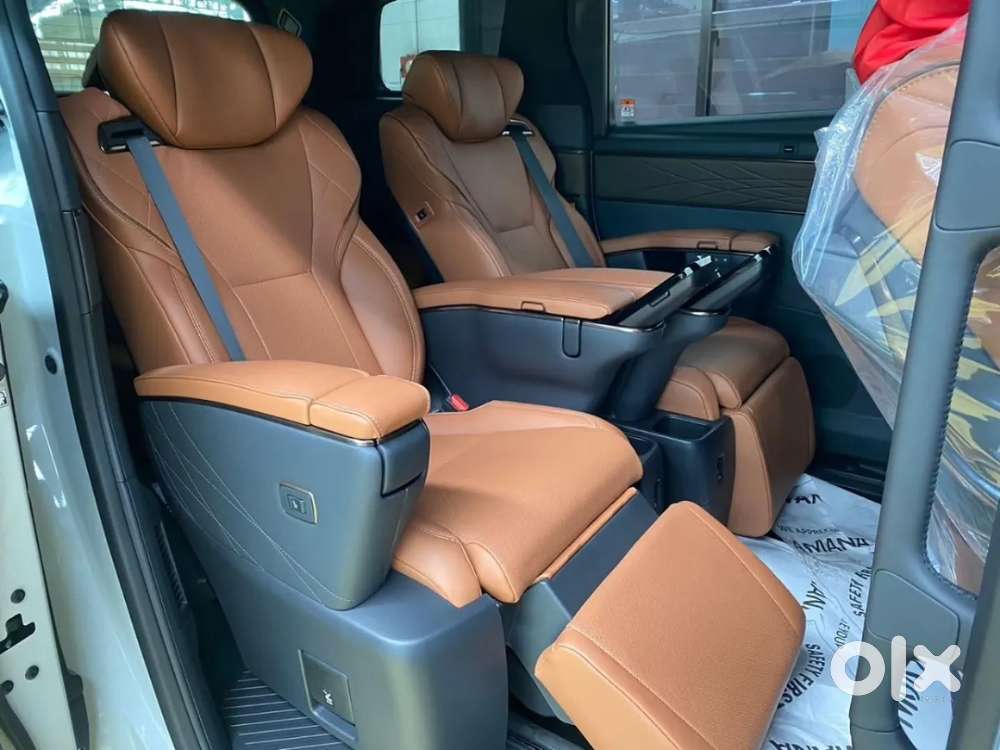 Toyota Vellfire Vip &ndash; Executive Lounge, 2026, Petrol