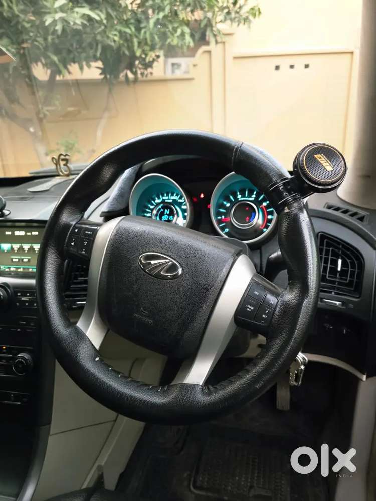 Mahindra Xuv500 2017 Diesel 98000 Km Driven