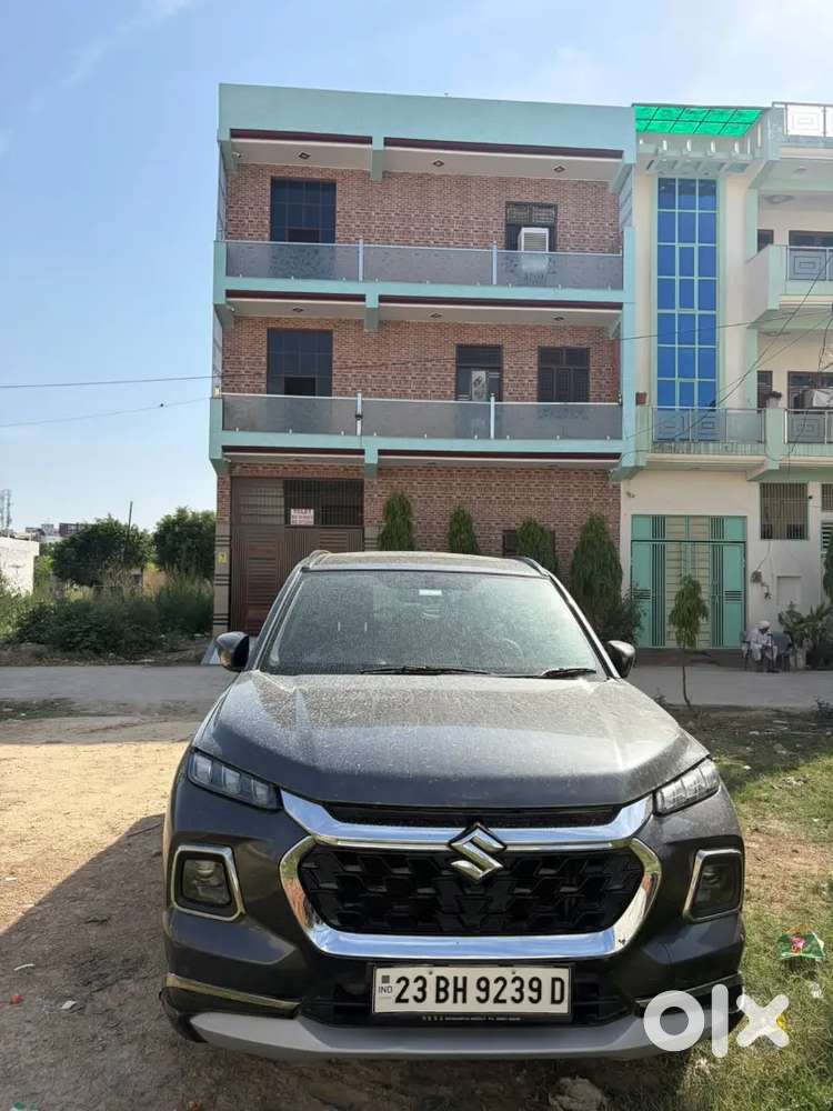 Maruti Suzuki Grand Vitara 7 Seater 2023 Cng & Hybrids 15000 Km Driven
