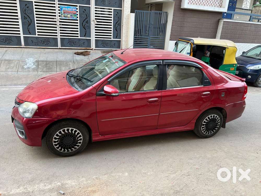 Toyota Etios 1.5 V, 2017, Petrol