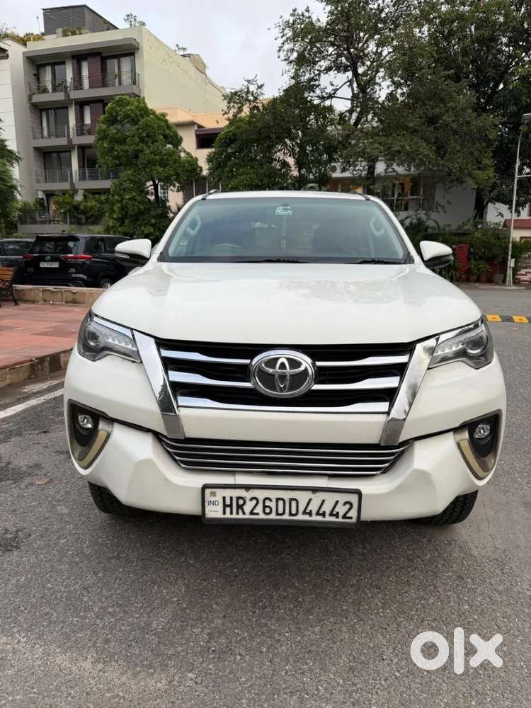 Toyota Fortuner 4x2 At, 2017, Diesel