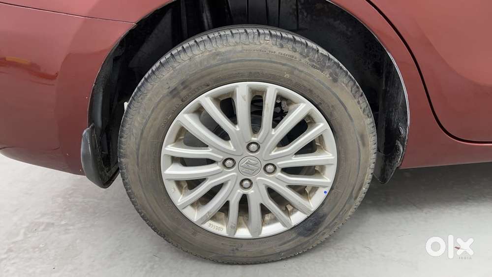 Maruti Suzuki Dzire 1.2 Zxi Amt, 2018, Petrol